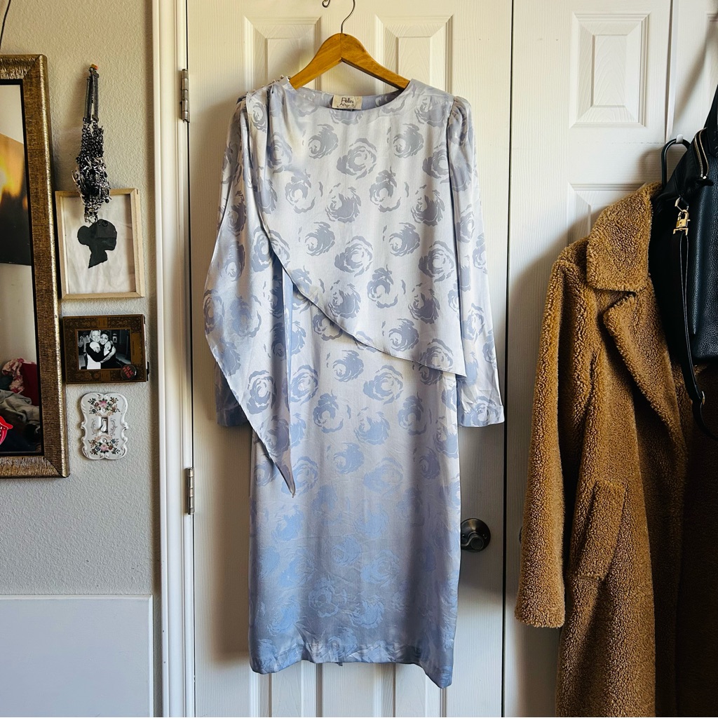 Vintage 1987 Von Bramlett Pastel Purple Long Sleeve Draped Sheath Dress